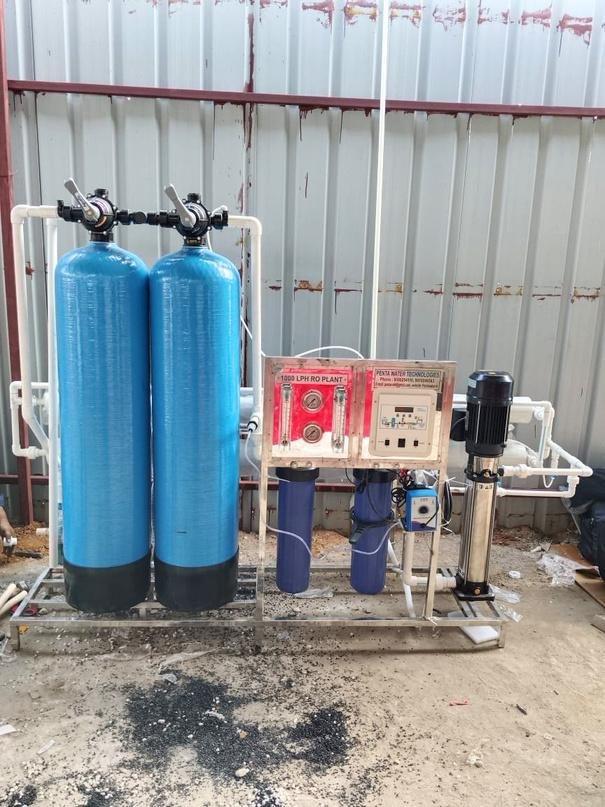 1000 LPH R O PLANT